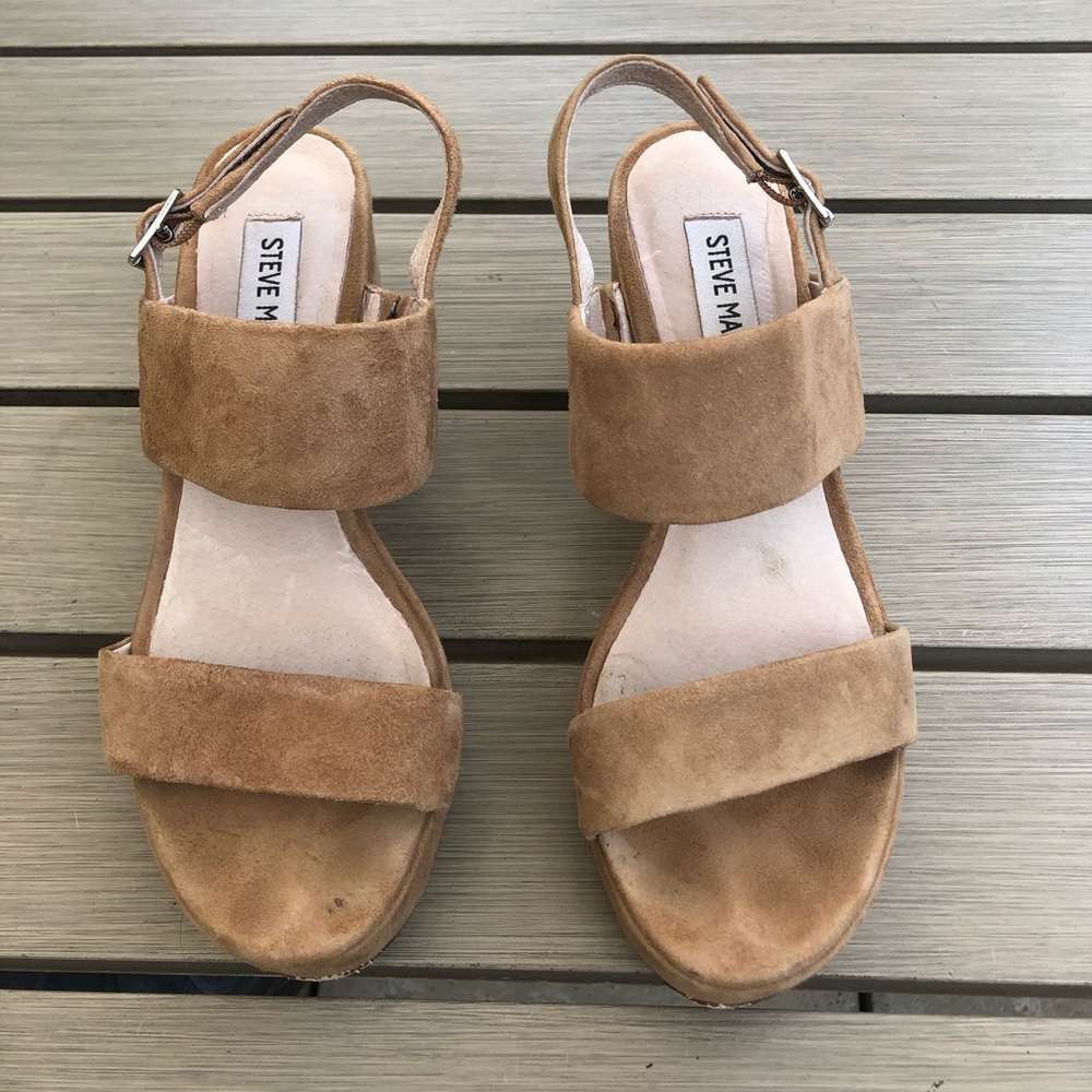 Tan Suede Steve Madden Block Heels - Picture 2 of 7